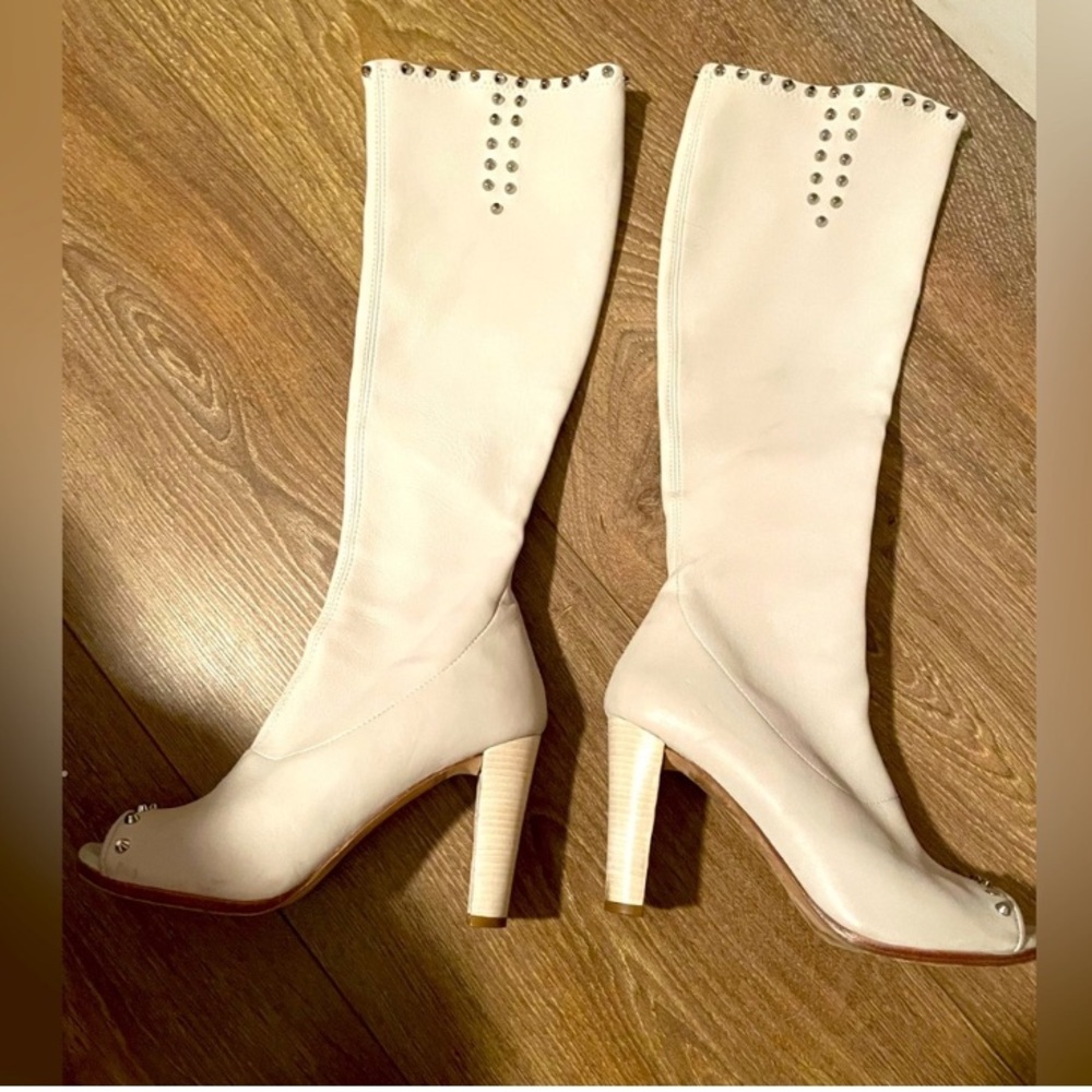 Stuart Weitzman boots